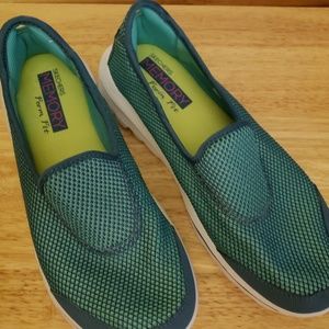 Skechers Resalyte Go Walk Tennis Shoes